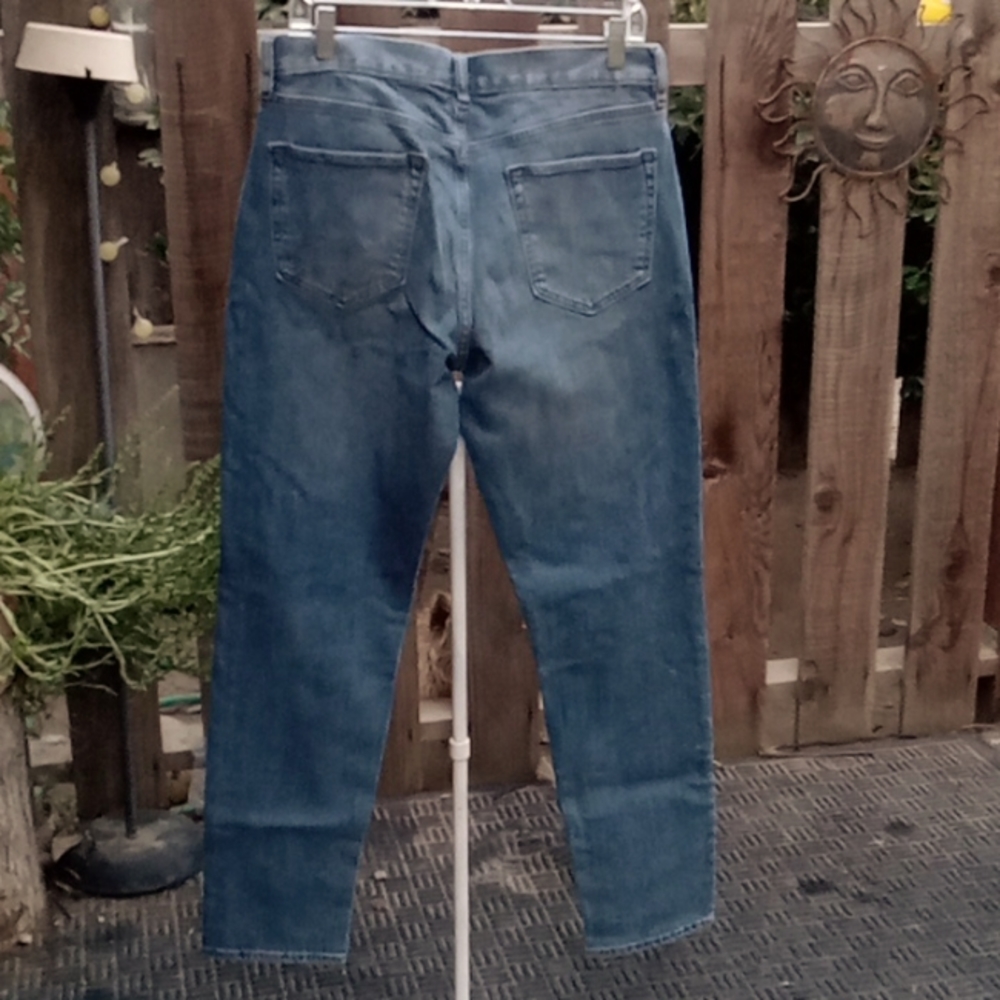 Men's stretch jeans Good condition size 32 dash 32 Athletic tapered fit